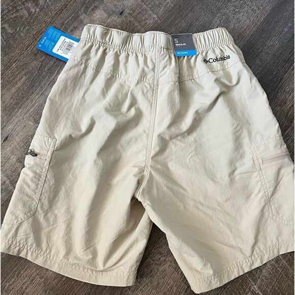 Columbia Sportswear Men's Mountaindale Shorts 8 in.-Size Small - Picture 2 of 6